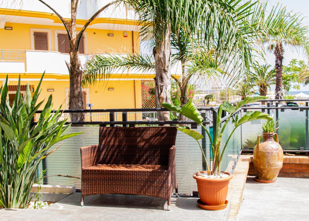 Residence Playa Tortoreto Ngoại thất bức ảnh